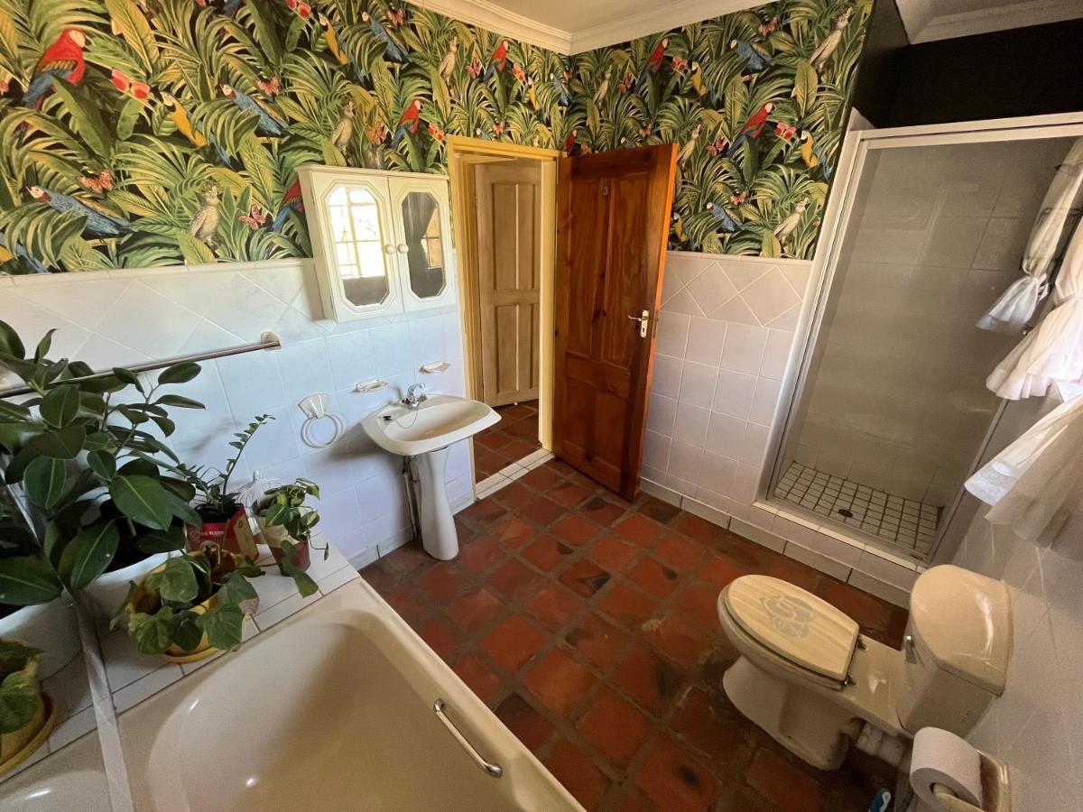 The Gallery Lounge Potchefstroom Eksteriør billede